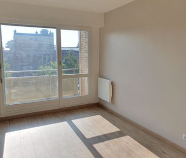 Location Appartement 2 pièces 51m² VALENCIENNES 59300 - Photo 3