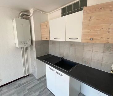 Studio terrasse lumineux en dernier étage - Photo 4