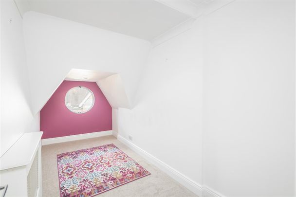 3 Bedroom Apartment - Photo 1