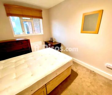 Apartamento en alquiler en Paseo de España, 24 - Photo 3