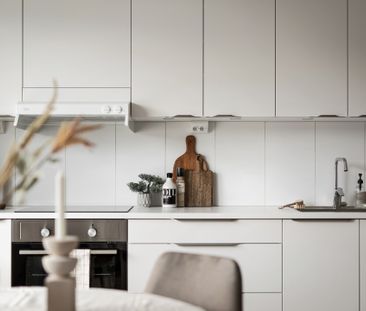 Frestavägen, Sollentuna - Photo 1