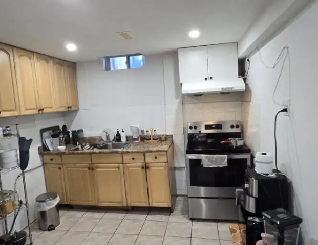 415 Wendron Crescent, Mississauga, Ontario, Canada, L5R 3L2 | 415 Wendron Crescent, Mississauga - Photo 1