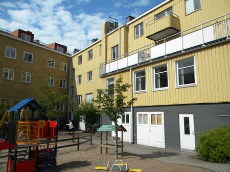 Märta Ljungbergsvägen 12 - Photo 2