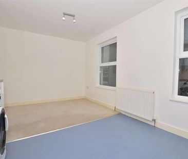 Station Road, Redhill, Surrey, RH1 - Photo 6