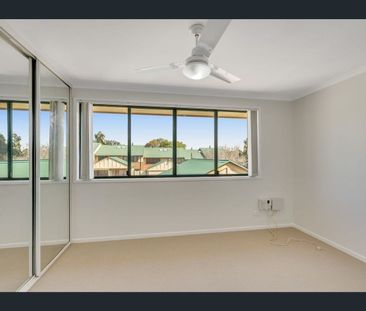 Perfectly Positioned Townhouse Just Steps From the CBD - Photo 1