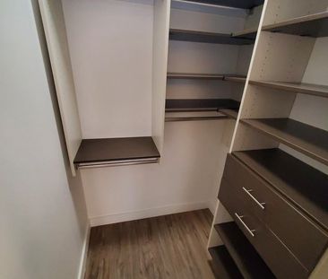 1400 Avenue des Pins Ouest apartment — Montréal, QC (2-Bedroom) - 2 Bedroom - Photo 2