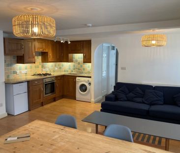 1 Bed Flat, Upper Berkeley Place, BS8 - Photo 1