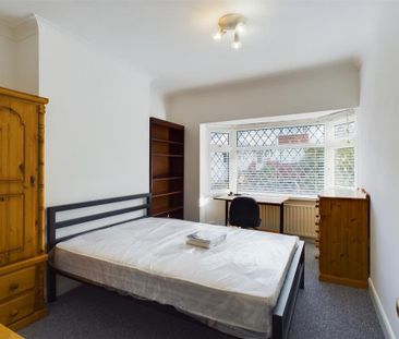 4 bedroom terraced house to rent - Photo 4