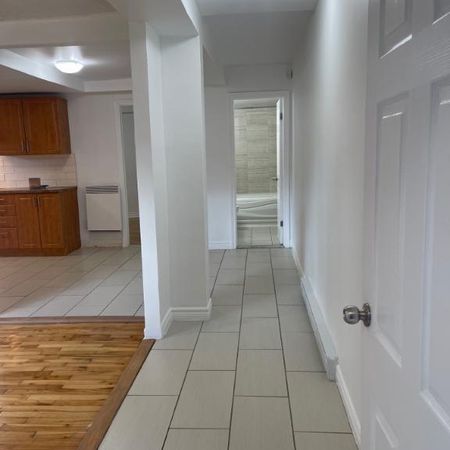 Louer apartment 3 1/2 rent Saint Leonard - Photo 4