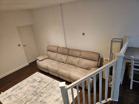 1 Bed Flat, North End Road, SW6 - Photo 5