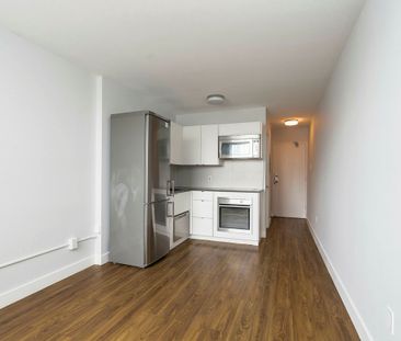798 Richmond Street West - Photo 4
