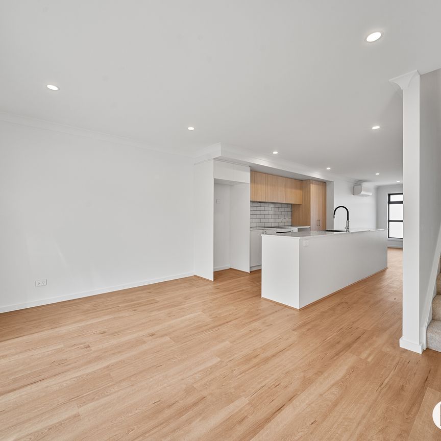 65/1 Ingold Street, Coombs ACT 2611 - Townhouse For Rent | Domain - Photo 1