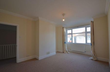 3 bedroom detached house to rent - Photo 5