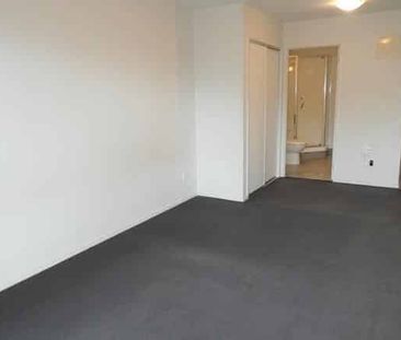 Spacious Studio in The Statesman – Unbeatable Location! - Photo 4