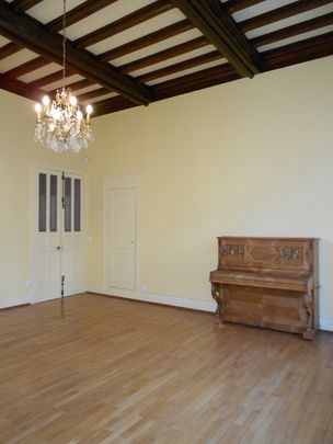 Location Appartement 5 pièces 180m² BESANCON 25000 - Photo 1