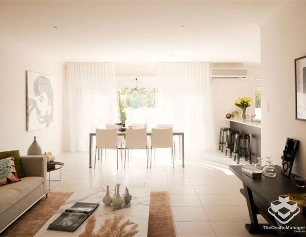 Spacious Townhouse, walk to Tugun Beach - Photo 1