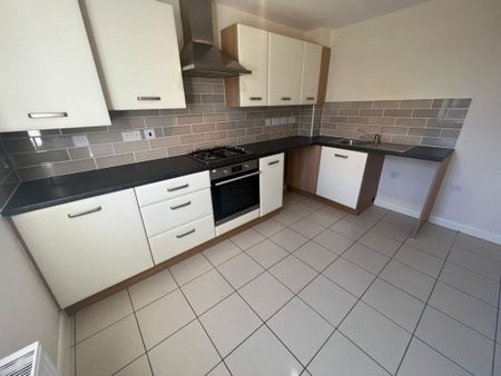 3 Bedroom Semi Detached - Photo 2