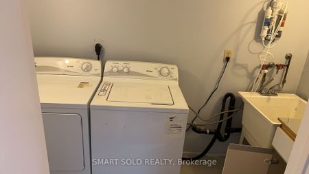 For Lease - 42A Amelia Street, Toronto, Ontario - Photo 5