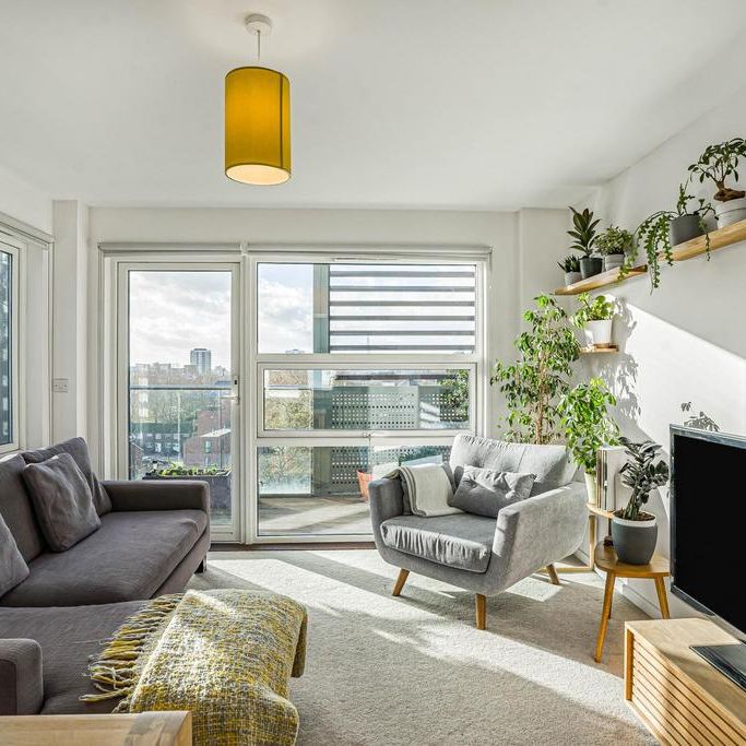 2 bedroom apartment to rent - Photo 1