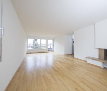 Grosszügige 3.5-Zimmerwohnung mit Cheminée - Foto 2