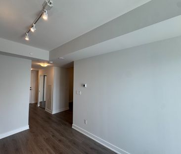For Lease - 4130 Parkside Village Drive Unit# 3308, Mississauga, On... - Photo 3