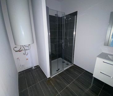 Location Appartement 3 pièces 65m² ROUBAIX 59100 - Photo 5