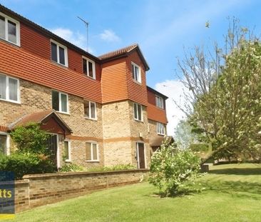 Ramshaw Drive, Chelmsford, CM2 - Photo 2