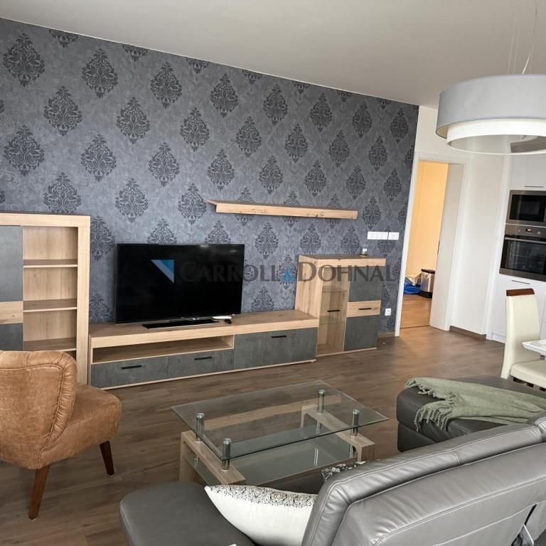 Pronájem bytu 4+kk 112 m2 - Fotografie 1