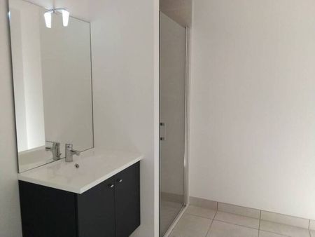 Appartement 3 pièces - - Photo 2