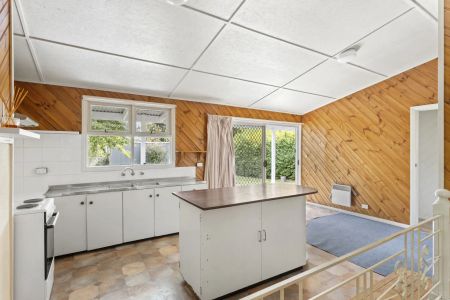 Convenient Location - Photo 3