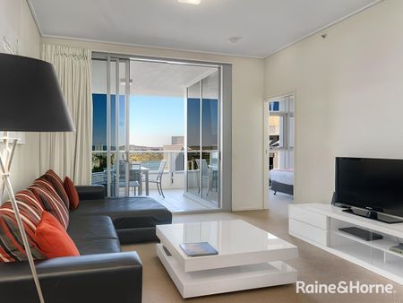 Riverfront Opulence at Mantra on the Quay - Photo 2