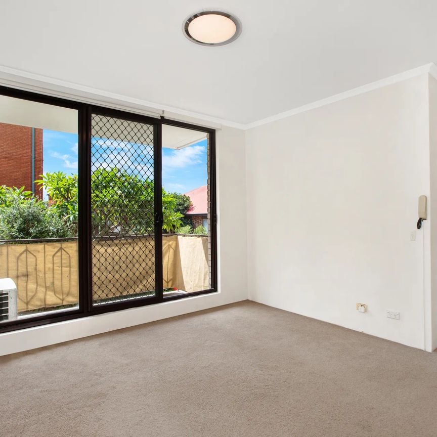 2/67 Kensington Road, Kensington. - Photo 1