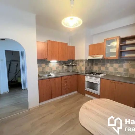 Pronájem bytu 1+1 nedaleko centra Olomouce, ul. Husitská - Fotografie 1