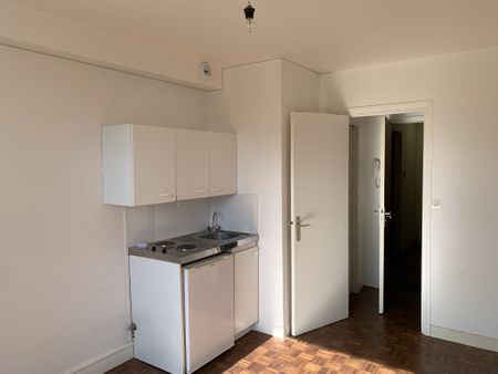 Location Appartement 1 pièce 15m² ORLEANS 45100 - Photo 4