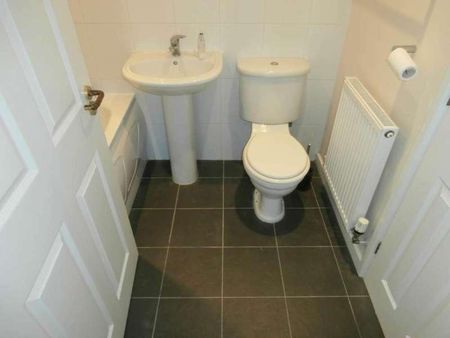 Marlborough Place, Alexandra Road, SS1 - Photo 5