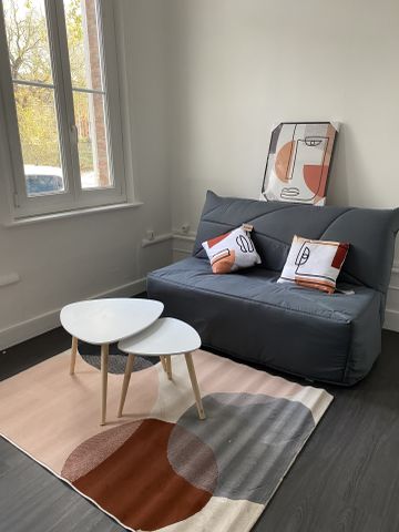 APPARTEMENT MEUBLÉ DE TYPE STUDIO PROCHE CENTRE VILLE - Photo 2