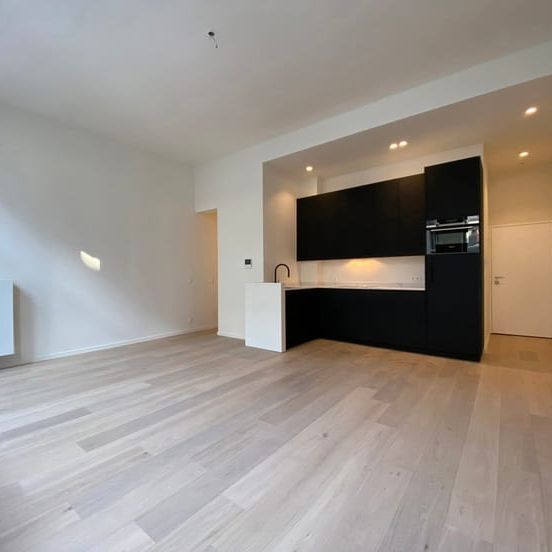 Appartement te huur - Photo 1