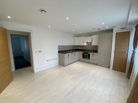 Town Lane, Staines - 2 bedrooms Property for lettings - Seymours - Photo 5