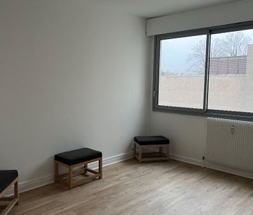 Location Appartement 1 pièce 40m² - Photo 1