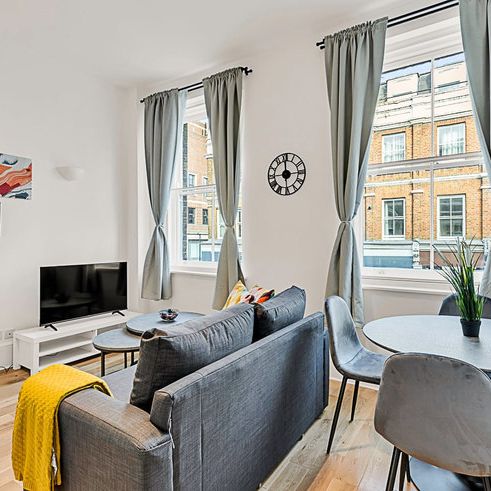 Norfolk Square - Photo 1