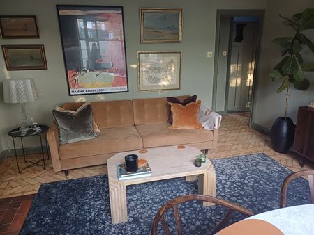 2 Bed Flat, Barrington Court, N10 - Photo 2