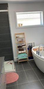 Condo de 2 chambres et une salle de bain - Photo 4