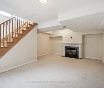 Property For Lease | W9250042 - Photo 6