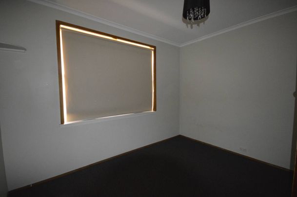 ADDISON REAL ESTATE - Photo 1