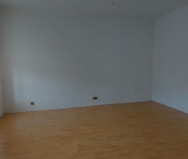 3-ZIMMER ALTBAUMIETWOHNUNG IN KREMS - Photo 5