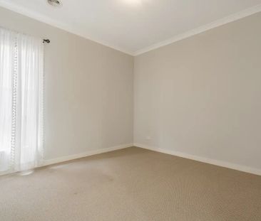 “40 Montreal Circuit CRAIGIEBURN” - Photo 4