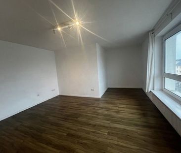 Für Kurzentschlossene: 1-Zimmer Wohnung in zentraler Lage - Photo 6