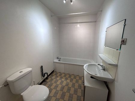Appartement 2 pièces – VILLEURBANNE - Photo 2