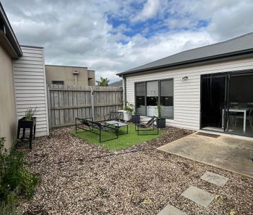 TWO BEDROOM UNIT IN HIGHTON COURT LOCATION - Photo 6