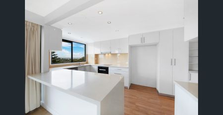 SUPER SPACIOUS APARTMENT! - Photo 2